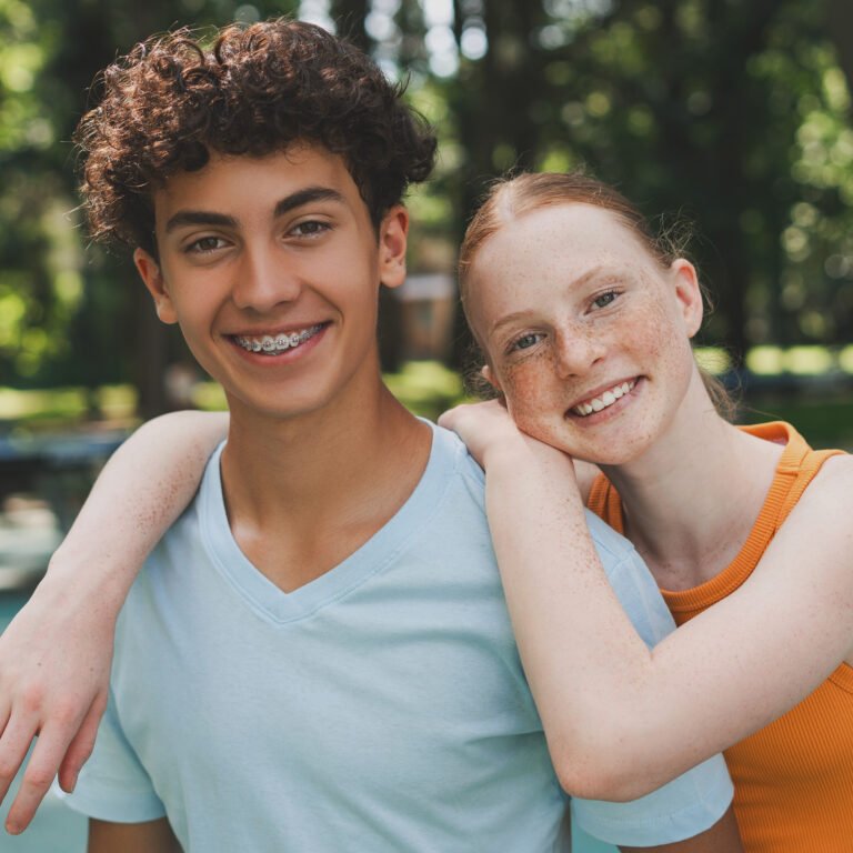 adolescents heureux